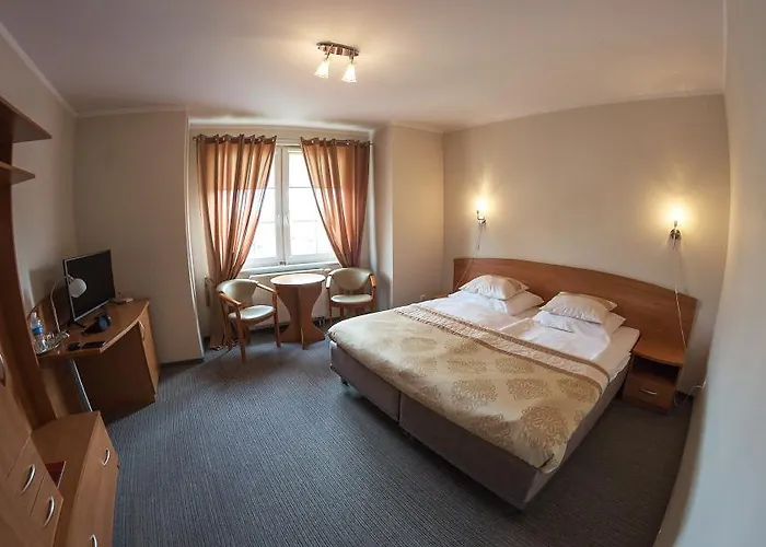 Hotell Sukiennice Chojnice